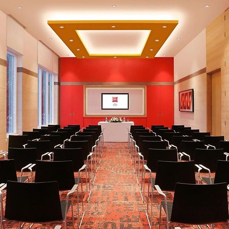 Ibis Coimbatore City Centre - An Accor Brand Экстерьер фото